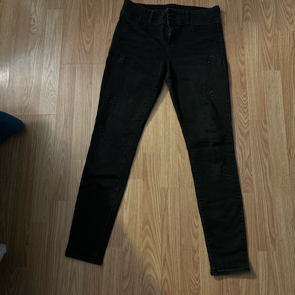 Black Heart skinny jeans